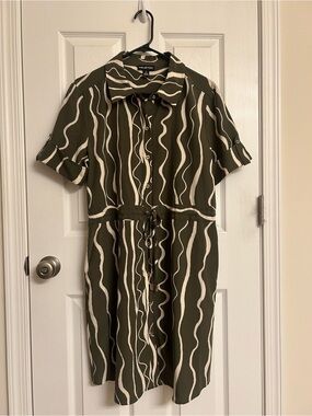 Halston Light Olive Green Lightweight Dress Pockets Drawstring Waist Size Large